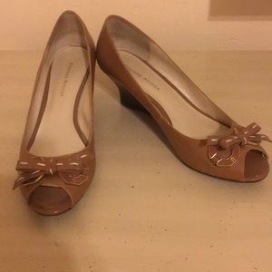 Etienne Aigner short wedge heels